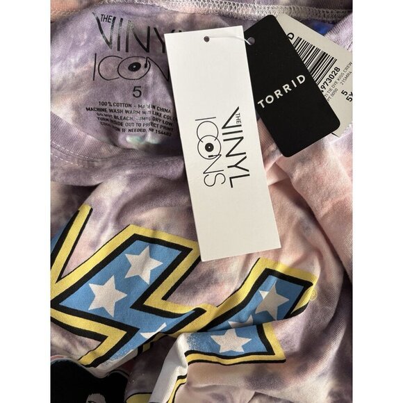 Vinyl Icons +5 Tie-Dye Alive In 77 Kiss Band Graphic Cotton Short Sleeve T-Shirt - Picture 6 of 6